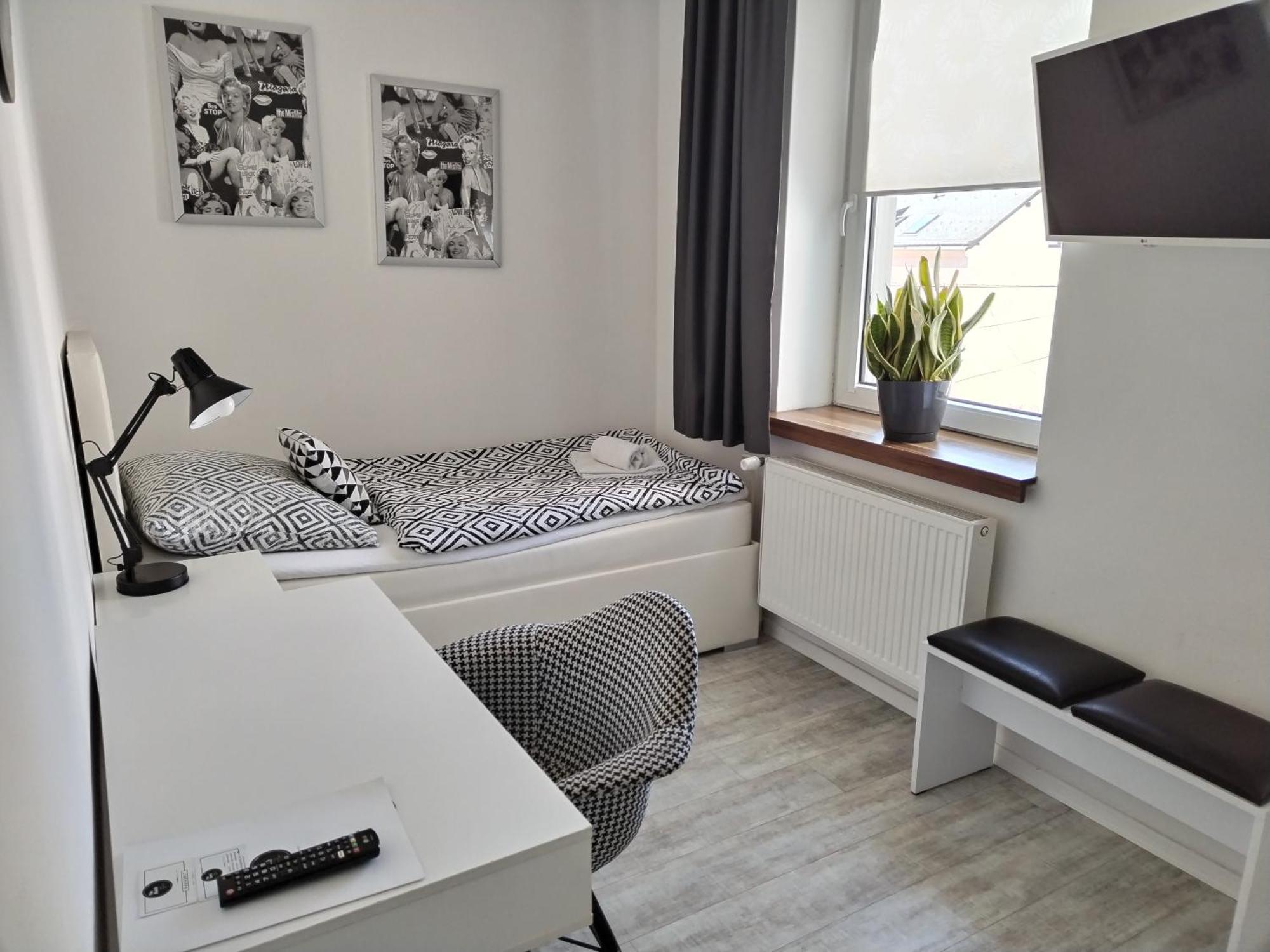 Hotel Na Baste Jablonec nad Nisou Dış mekan fotoğraf